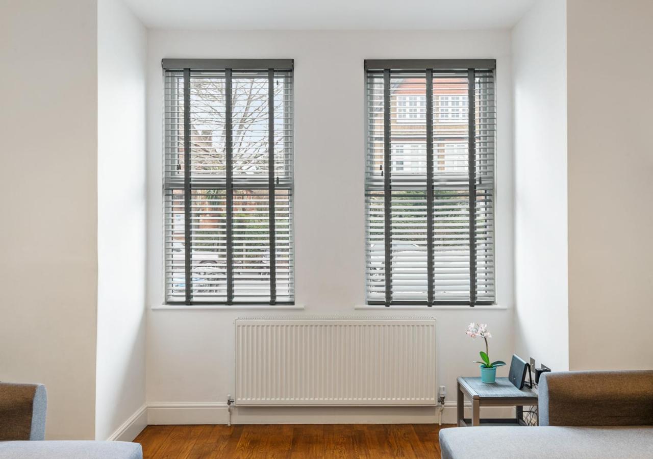 Two Bed Flat In Bush Hill Park Daire Enfield Dış mekan fotoğraf