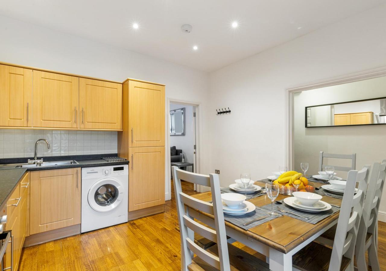 Two Bed Flat In Bush Hill Park Daire Enfield Dış mekan fotoğraf