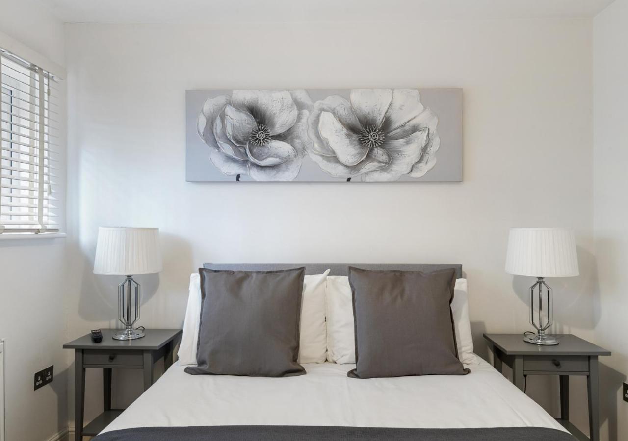 Two Bed Flat In Bush Hill Park Daire Enfield Dış mekan fotoğraf